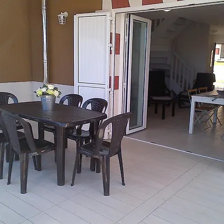 Сasa de vacaciones Villas Faugere *